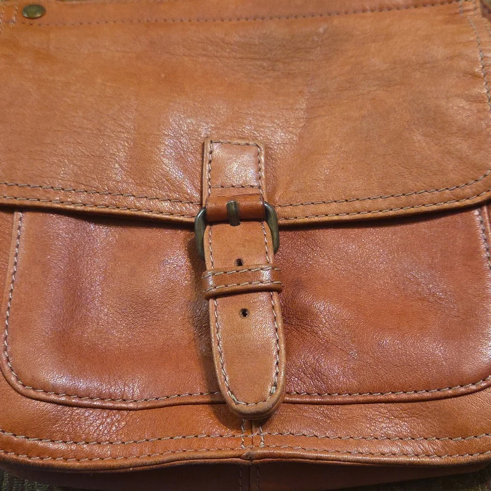 Fossil Brown Leather Crossbody Bag GUC - Picture 6 of 12